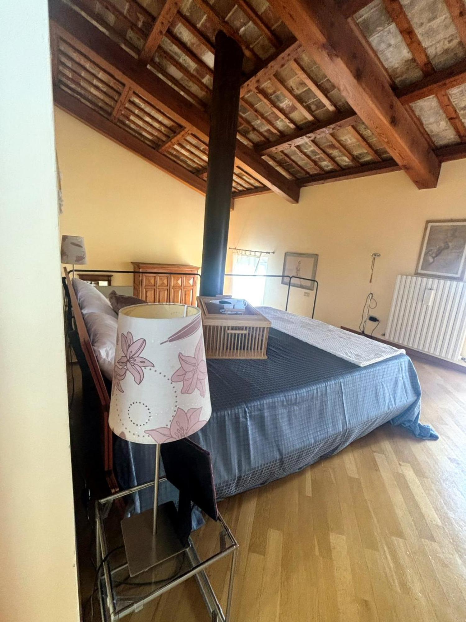 Domus Mirabilis Homestay Ancona Bagian luar foto