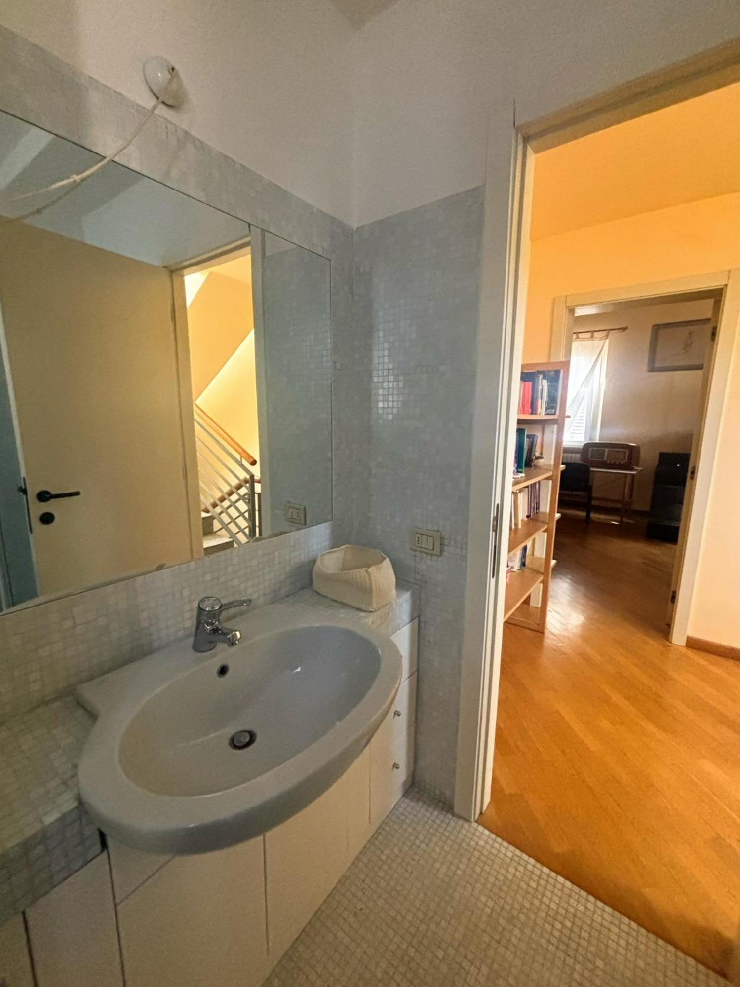 Domus Mirabilis Homestay Ancona Bagian luar foto